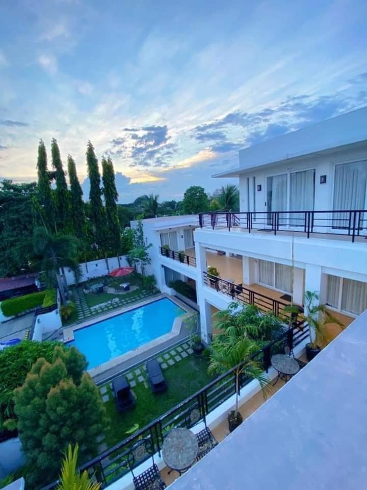 Be-Ing Suites Davao ภายนอก รูปภาพ