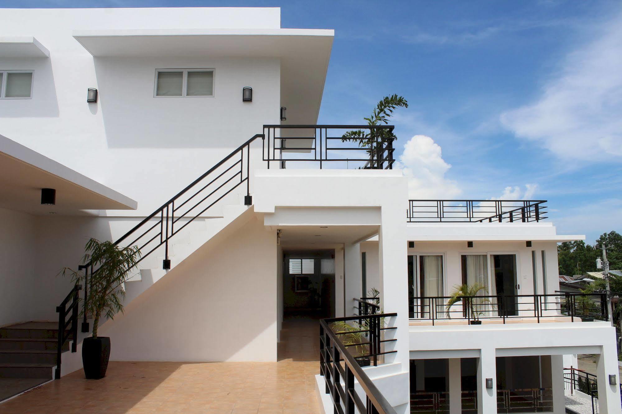 Be-Ing Suites Davao ภายนอก รูปภาพ