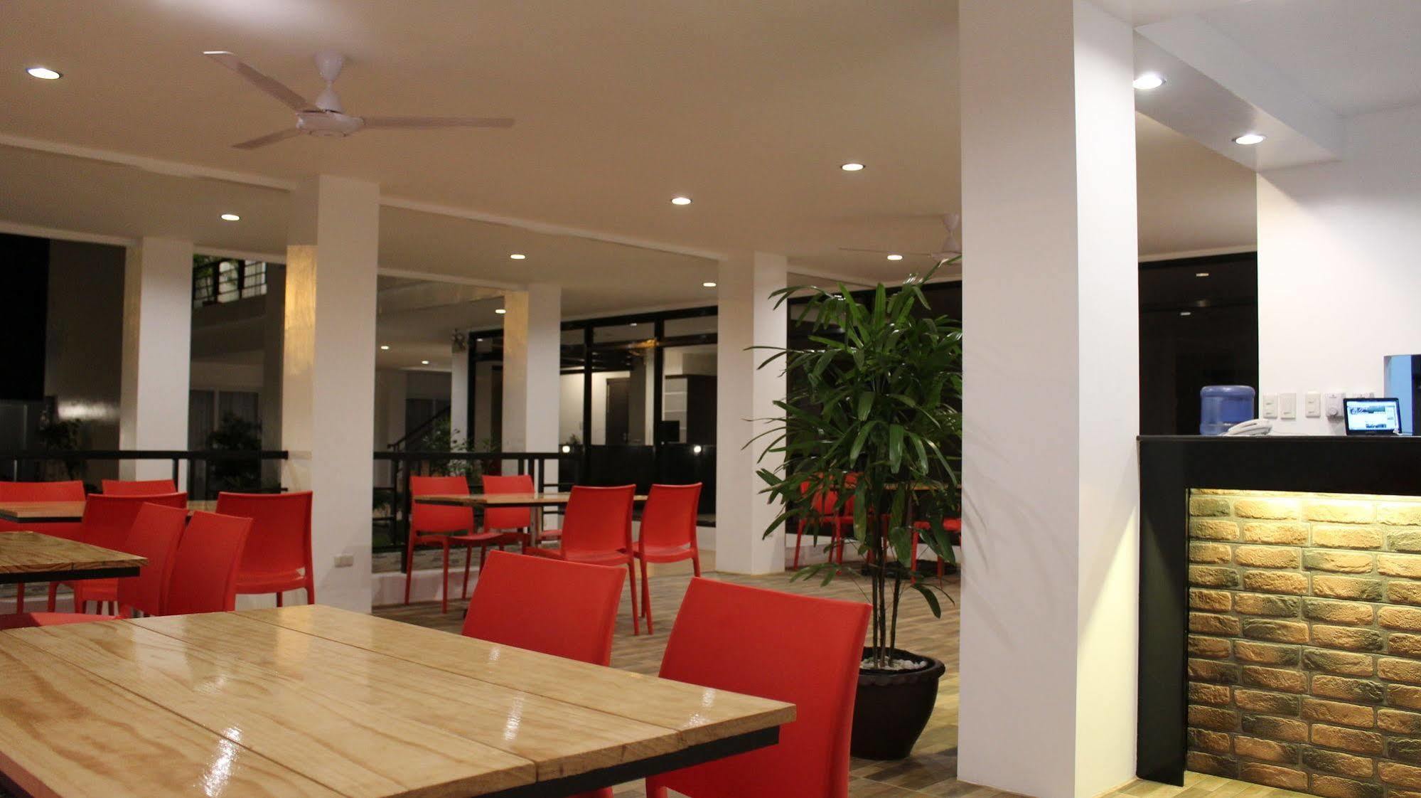 Be-Ing Suites Davao ภายนอก รูปภาพ