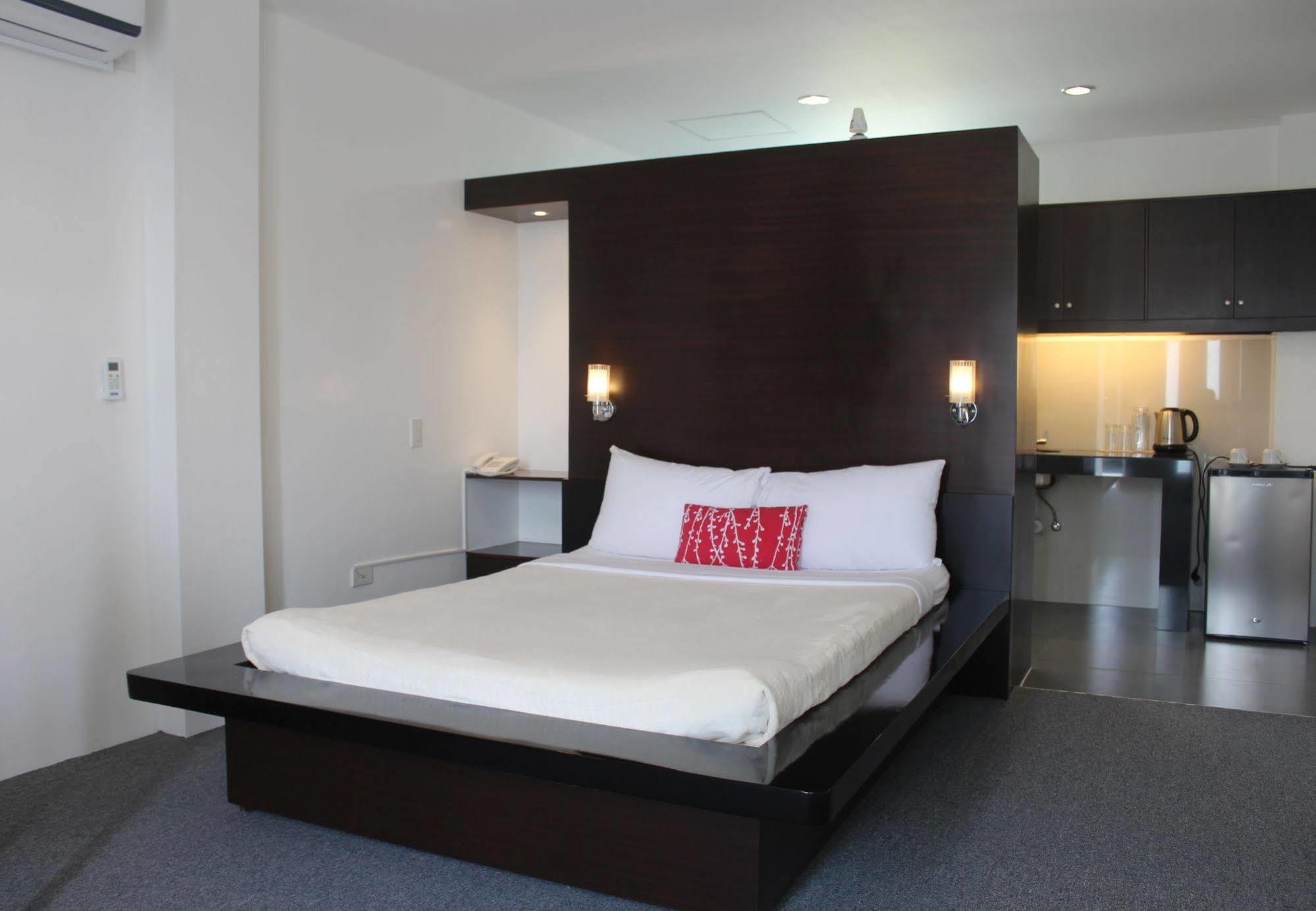 Be-Ing Suites Davao ภายนอก รูปภาพ