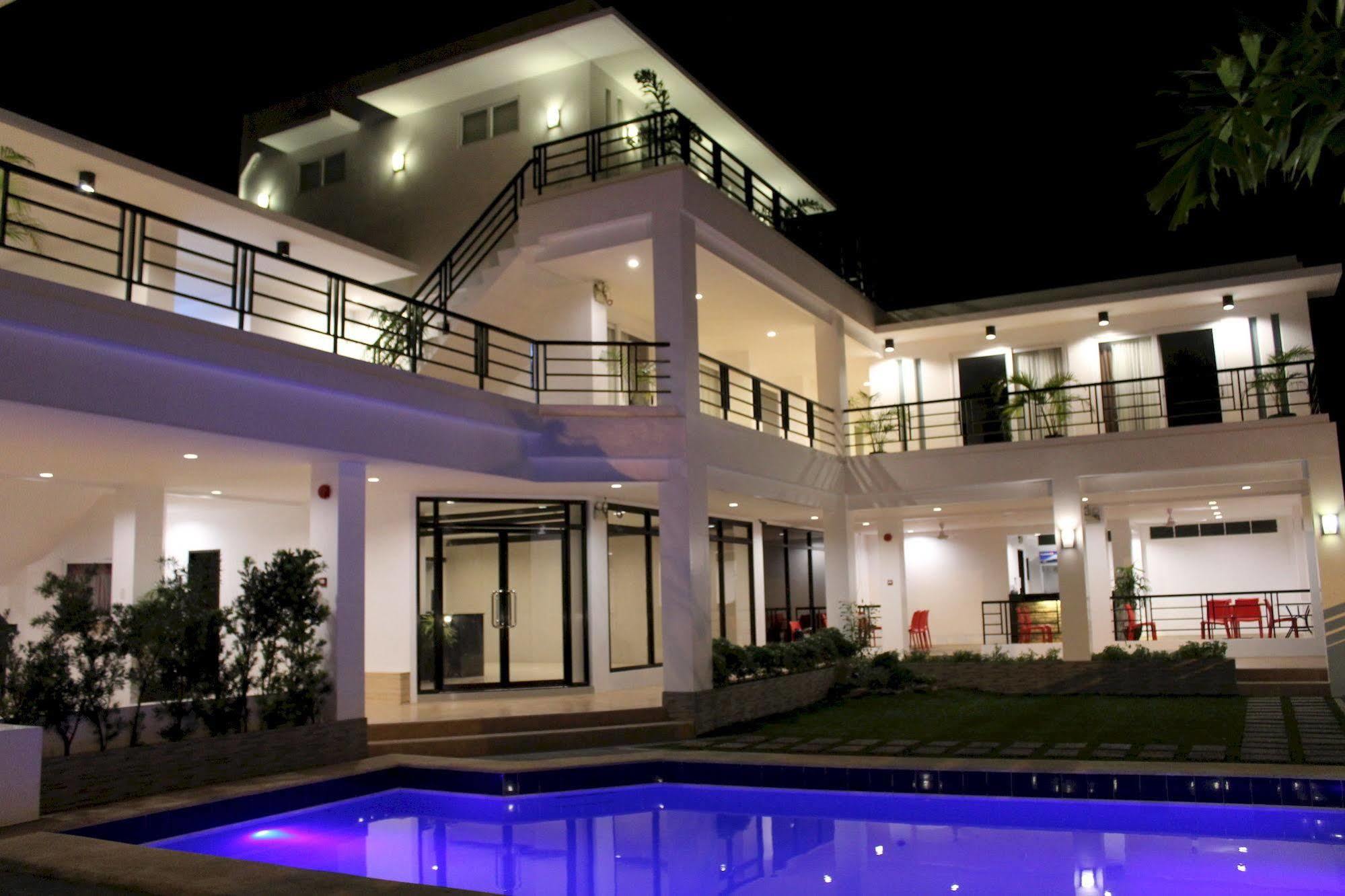 Be-Ing Suites Davao ภายนอก รูปภาพ